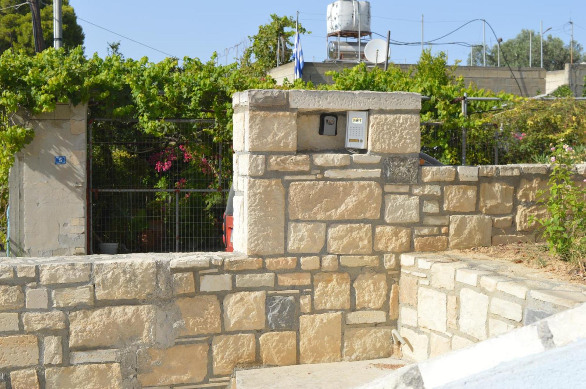 Aquarock Villa With Private Pool Prassas Экстерьер фото